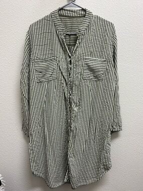 Striped Button-Front Tunic Shirt - Olive & White